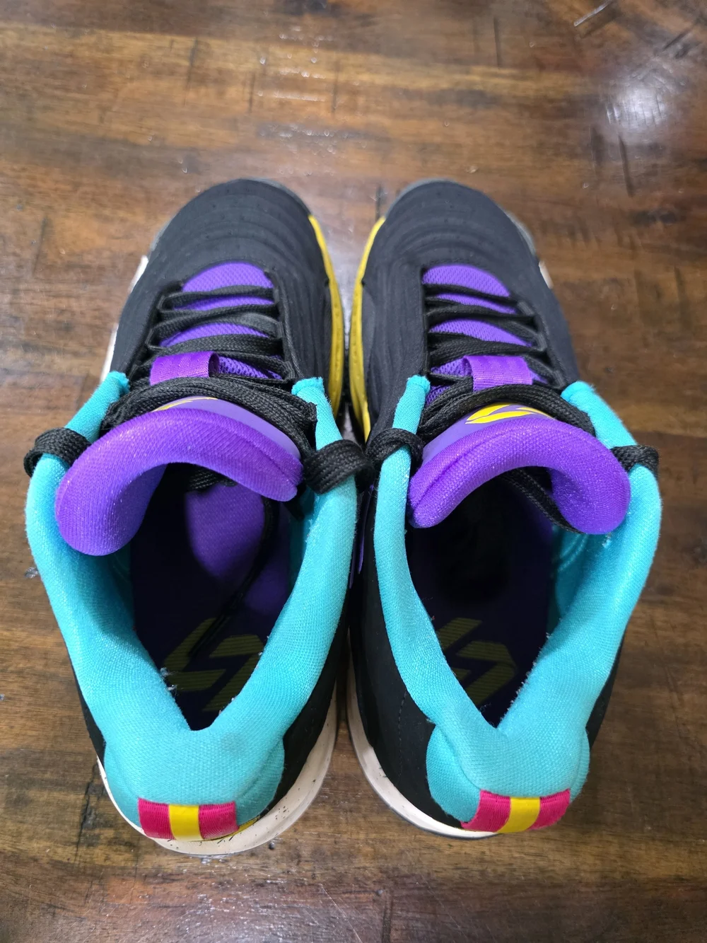 Jordan Luka 3 'Imaginarium' (Black/Hyper Jade/Pink Prime, SKUFQ1284-002 / FQ1285